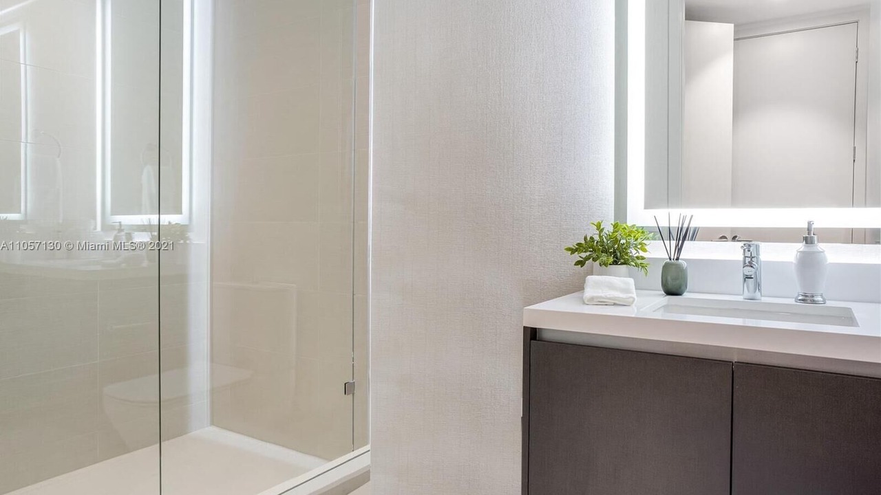 Photo of Bathroom in Downtown Miami