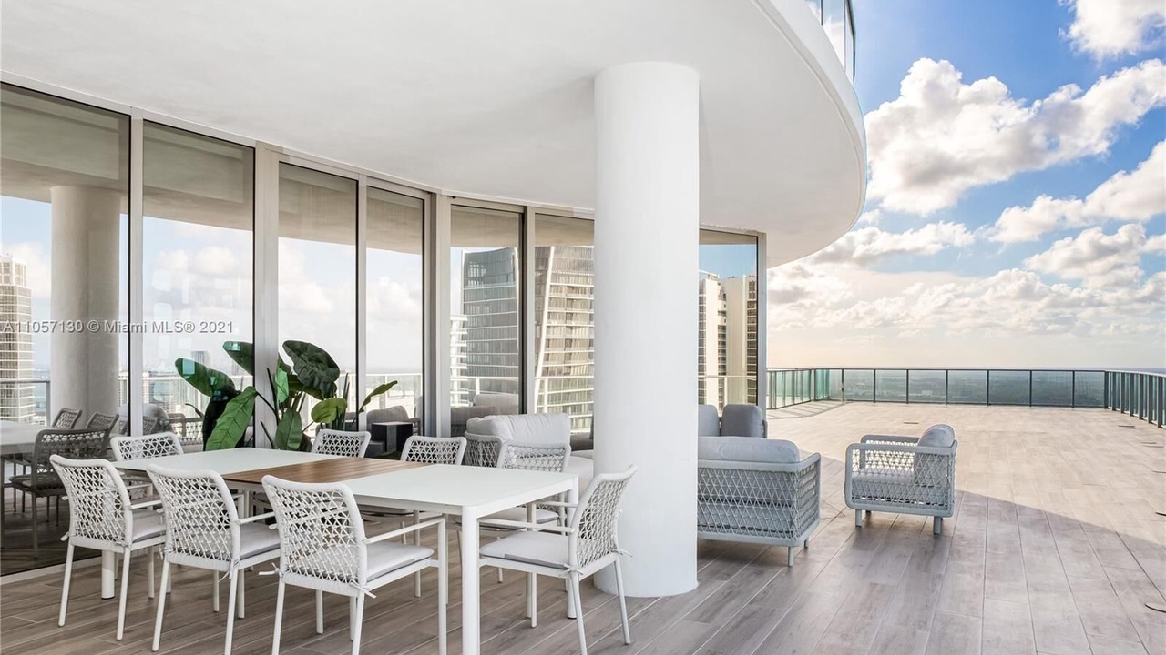 Photo of Outdoor in Downtown Miami