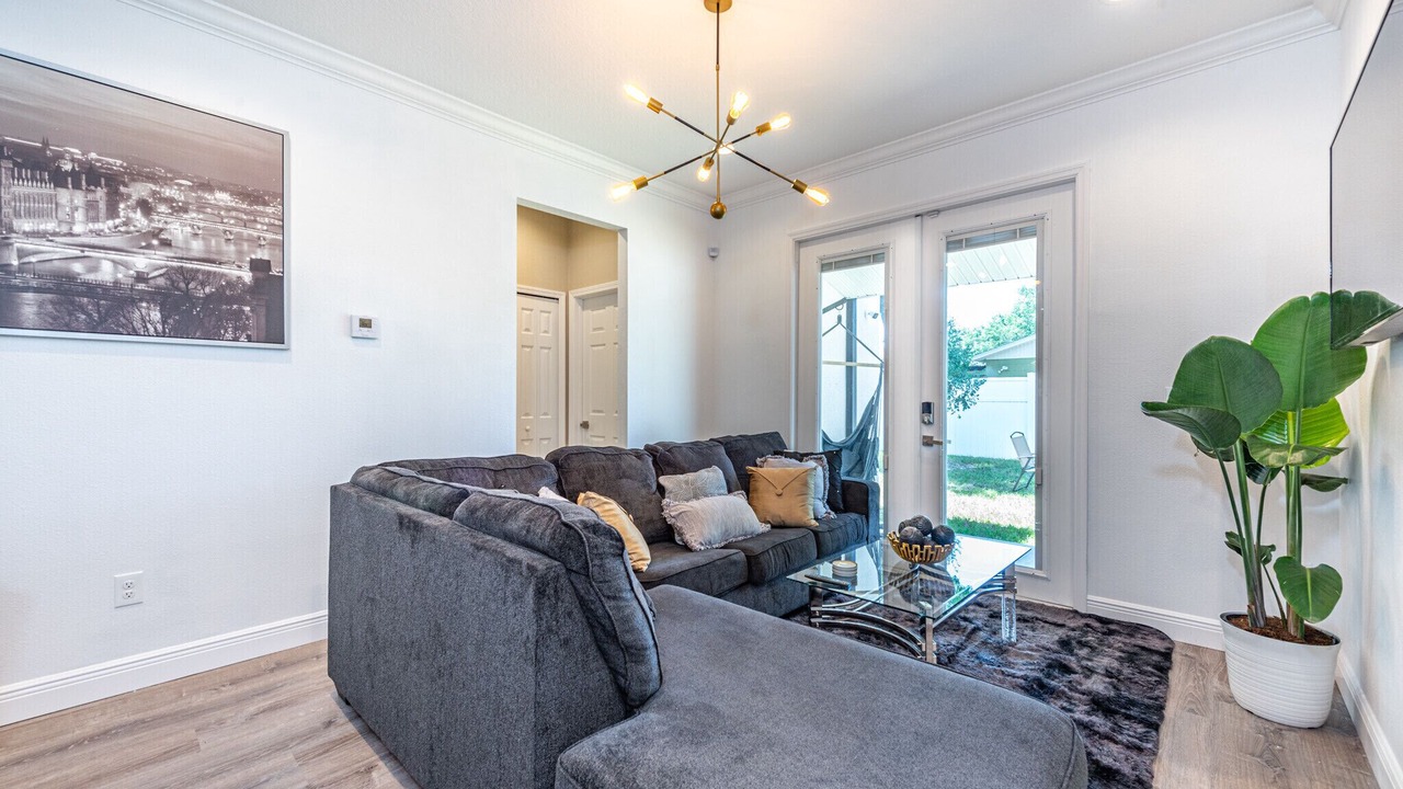 Photo of Livingroom in Ybor City
