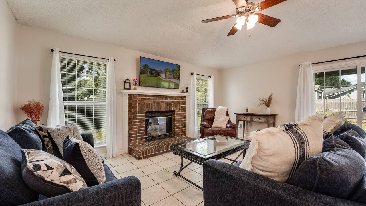 Photo of Livingroom in Fleming Island