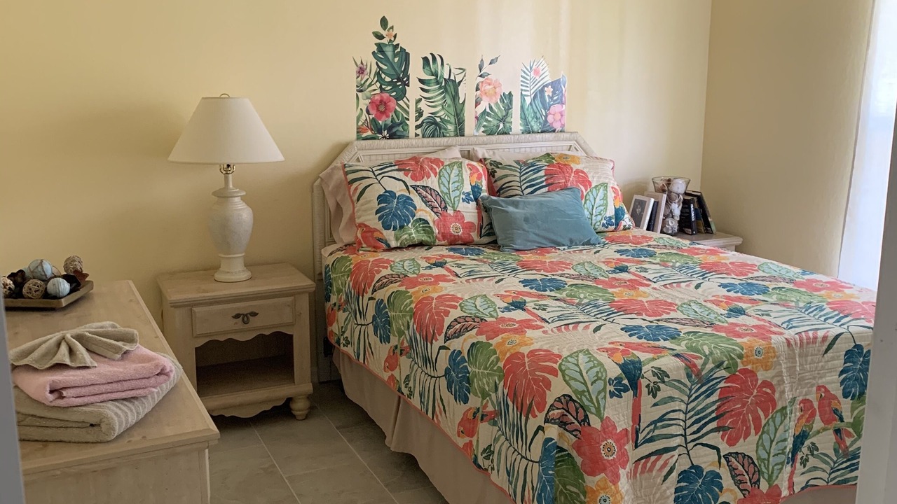 Photo of Bedroom in Pine Valley