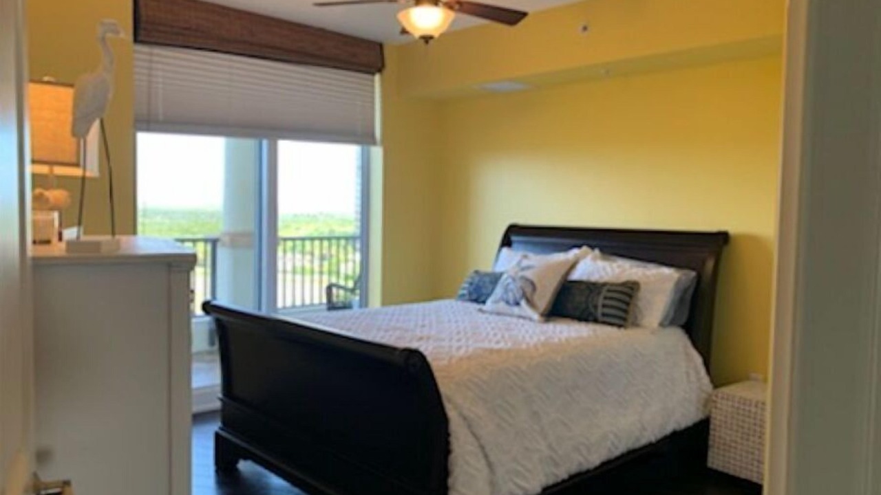 Photo of Bedroom in Hammock Bay