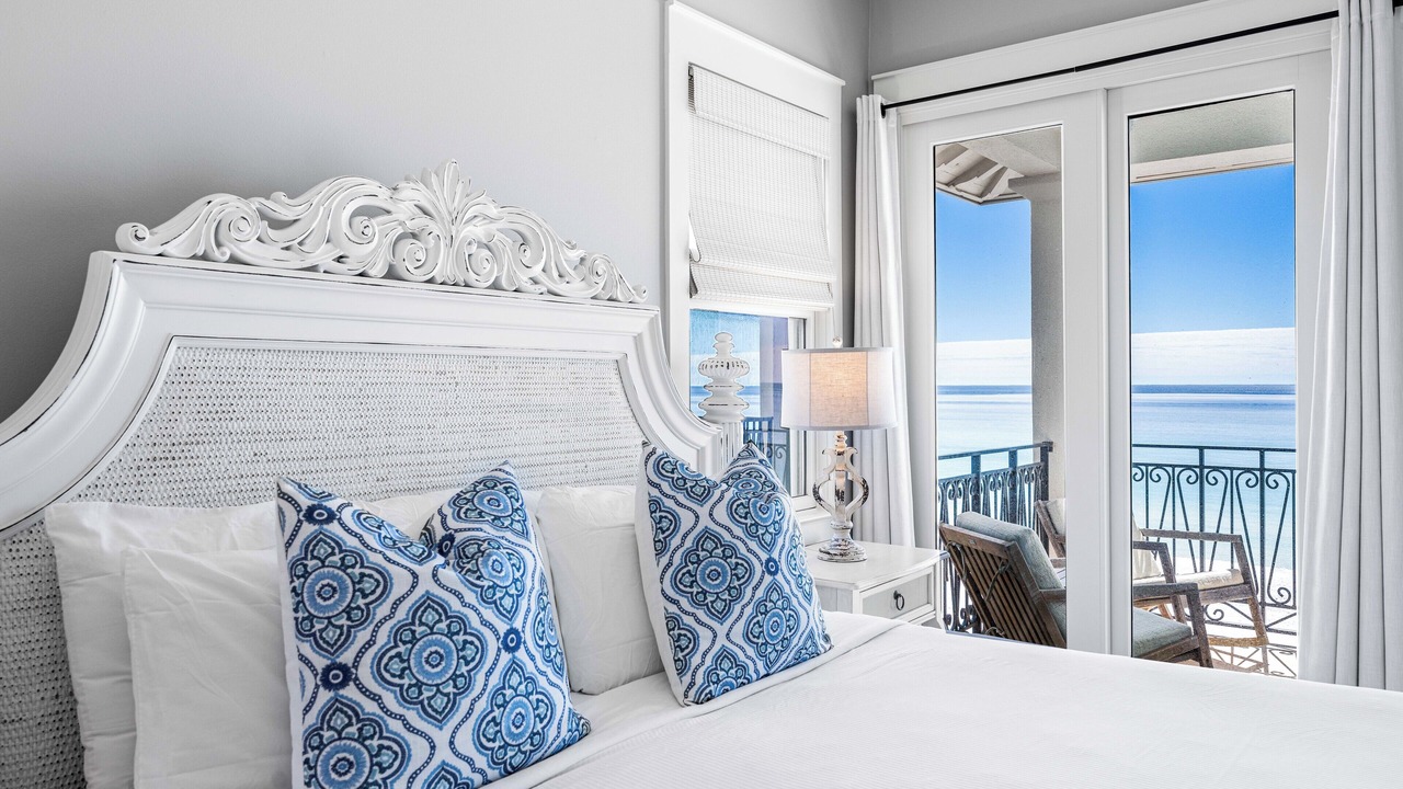 Photo of Bedroom in Delos