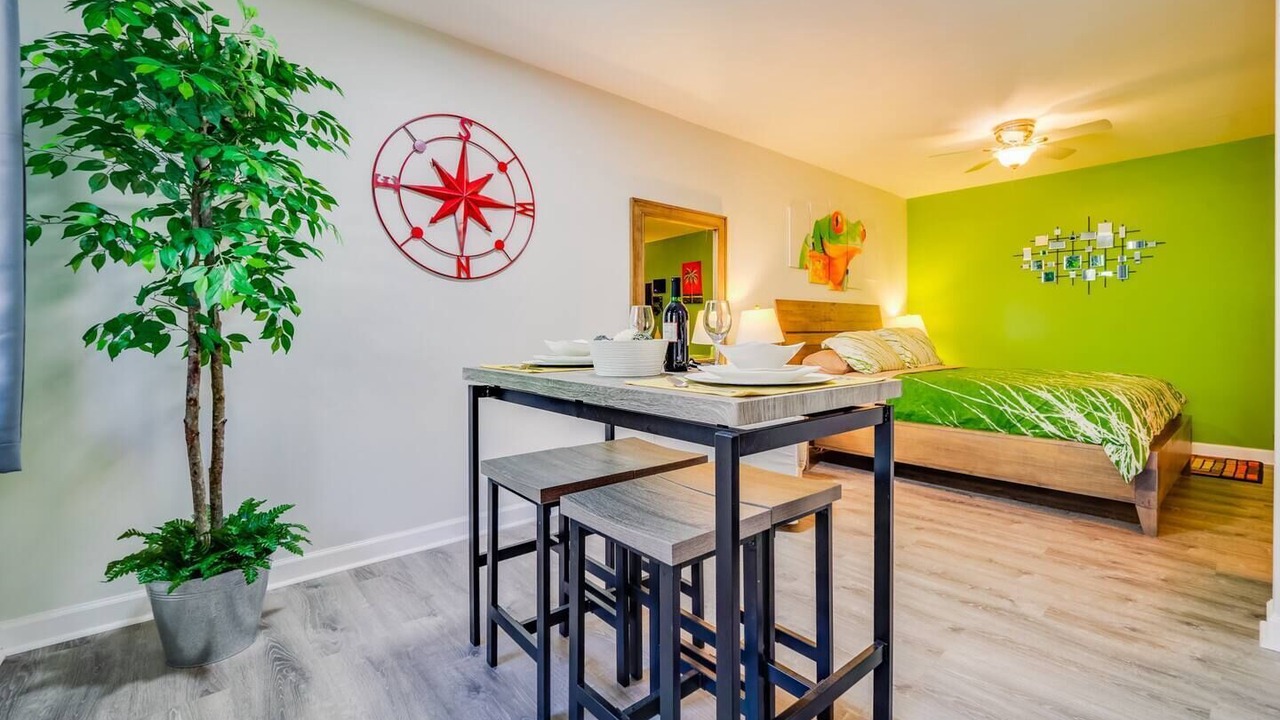 Photo of Bedroom in Coral Ridge