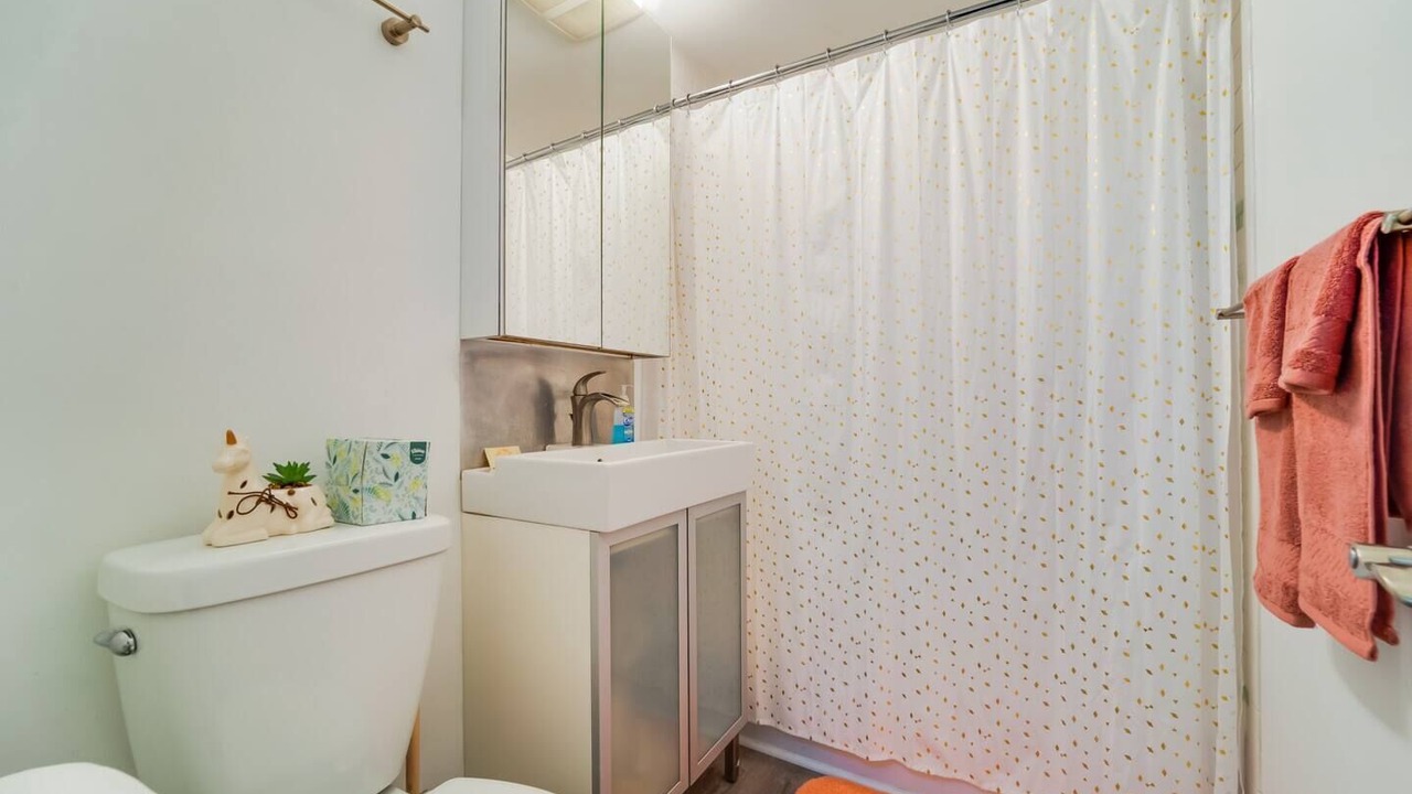 Photo of Bathroom in Coral Ridge