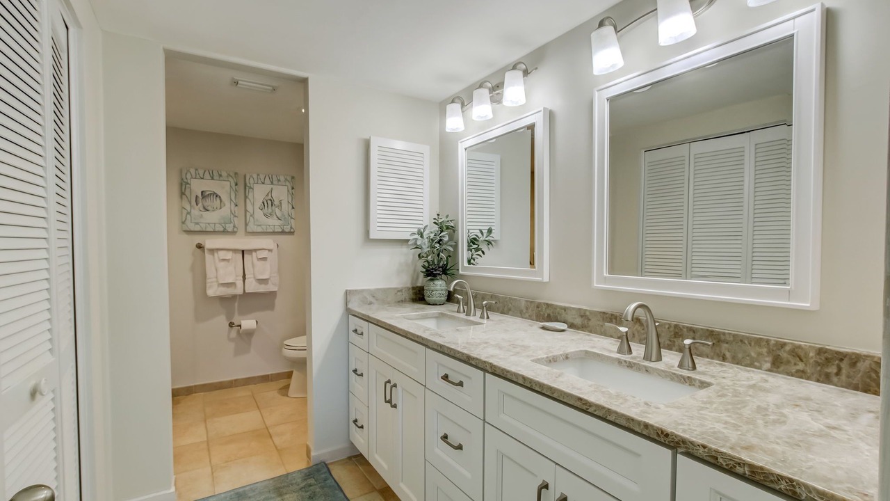 Photo of Bathroom in Fernandina Beach