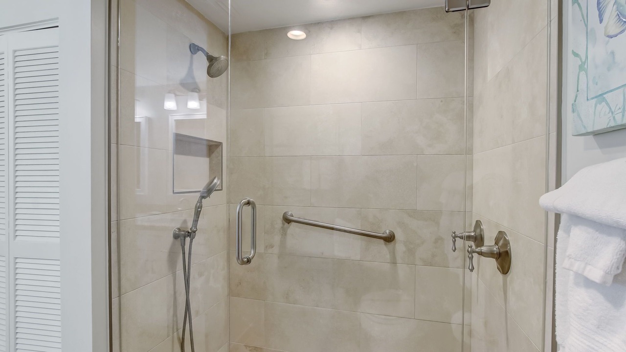 Photo of Bathroom in Fernandina Beach