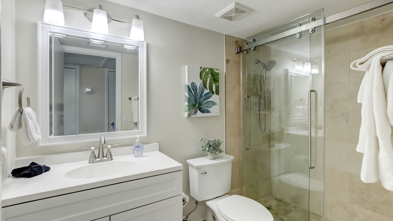 Photo of Bathroom in Fernandina Beach