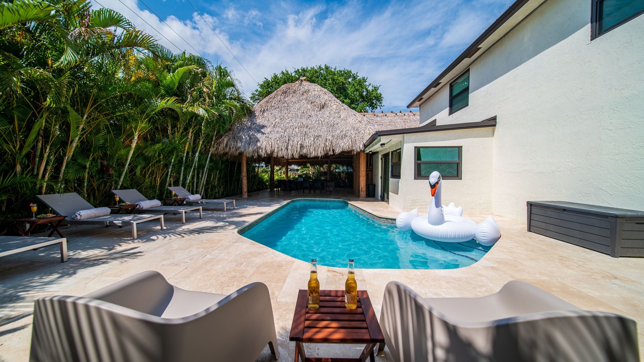 Photo of Outdoor in Tropic Palms