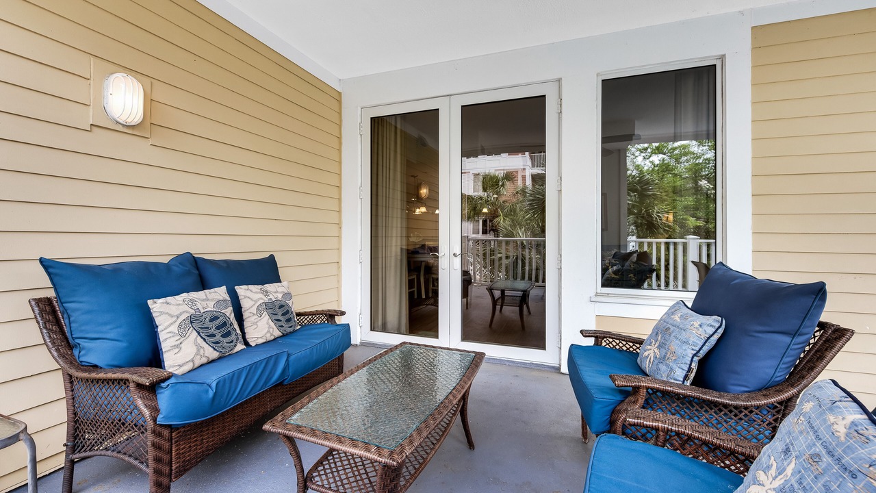 Photo of Patio Balcony in Baytowne Wharf