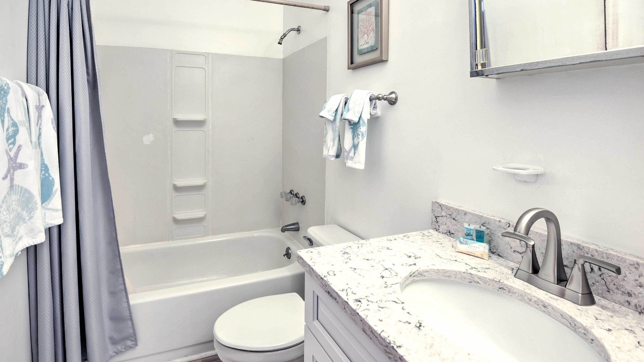 Photo of Bathroom in Crescent City