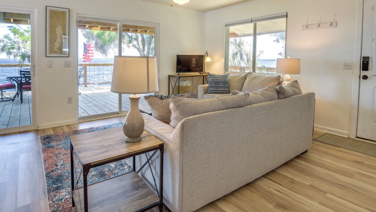 Photo of Bedroom in Crescent City