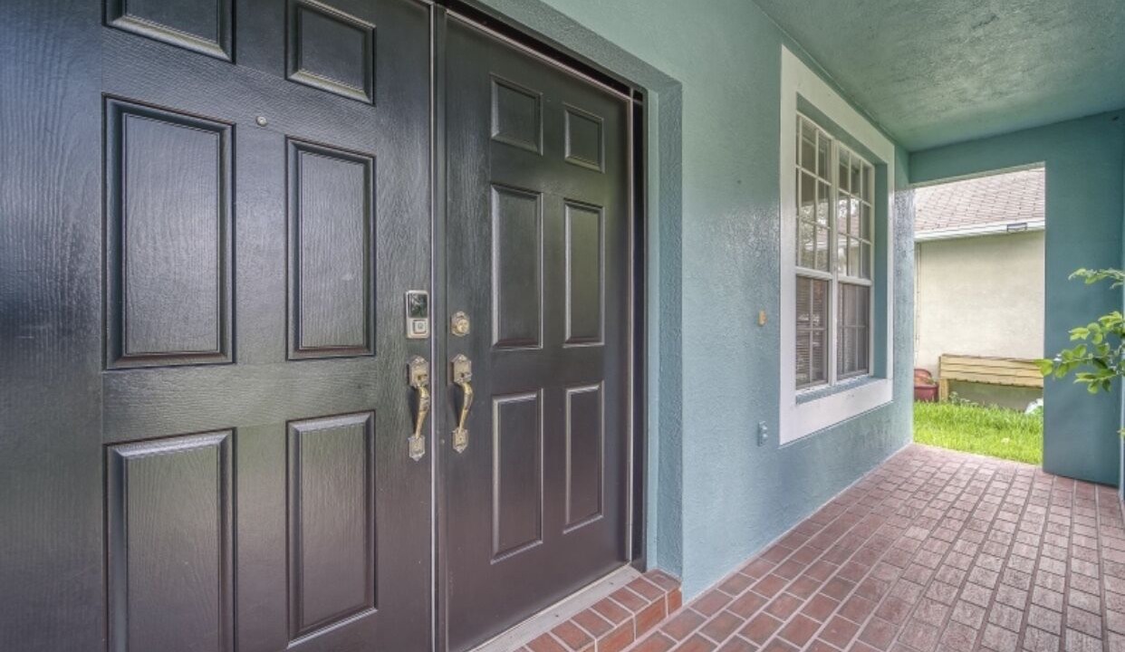 Photo of Outdoor in Lakeview Village