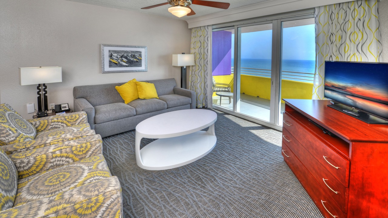 Photo of Livingroom in Brush - Stewarts