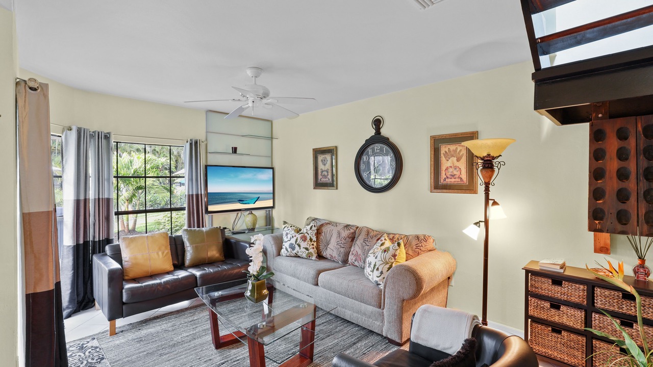 Photo of Livingroom in Kings Lake