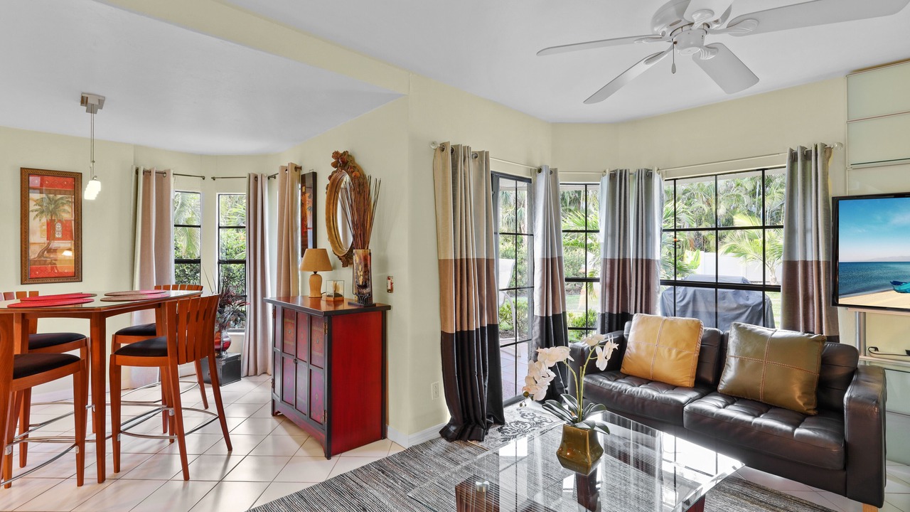 Photo of Livingroom in Kings Lake