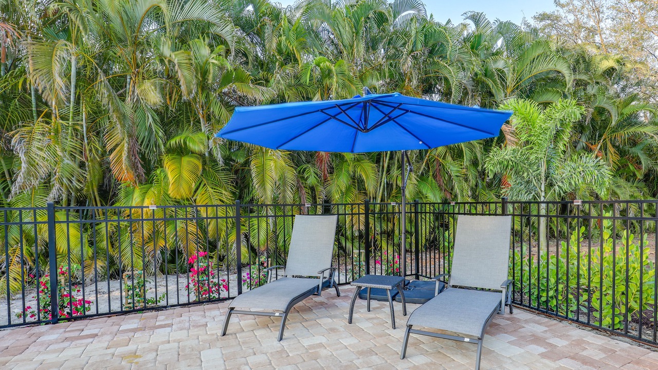 Photo of Patio Balcony in Kings Lake