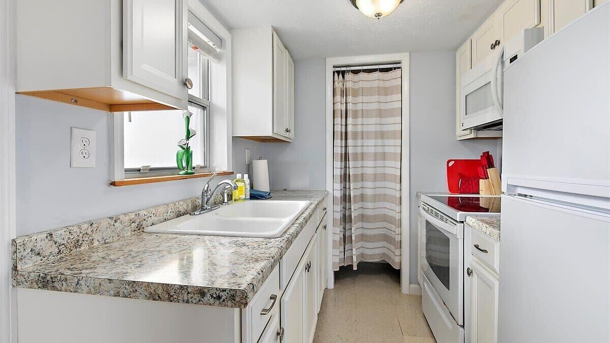 Photo of Kitchen in Vilano Beach