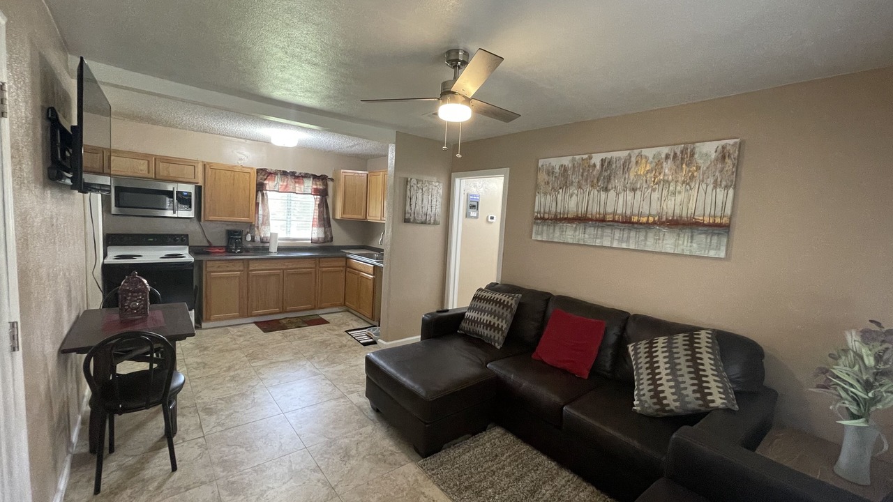 Photo of Livingroom in Marianna