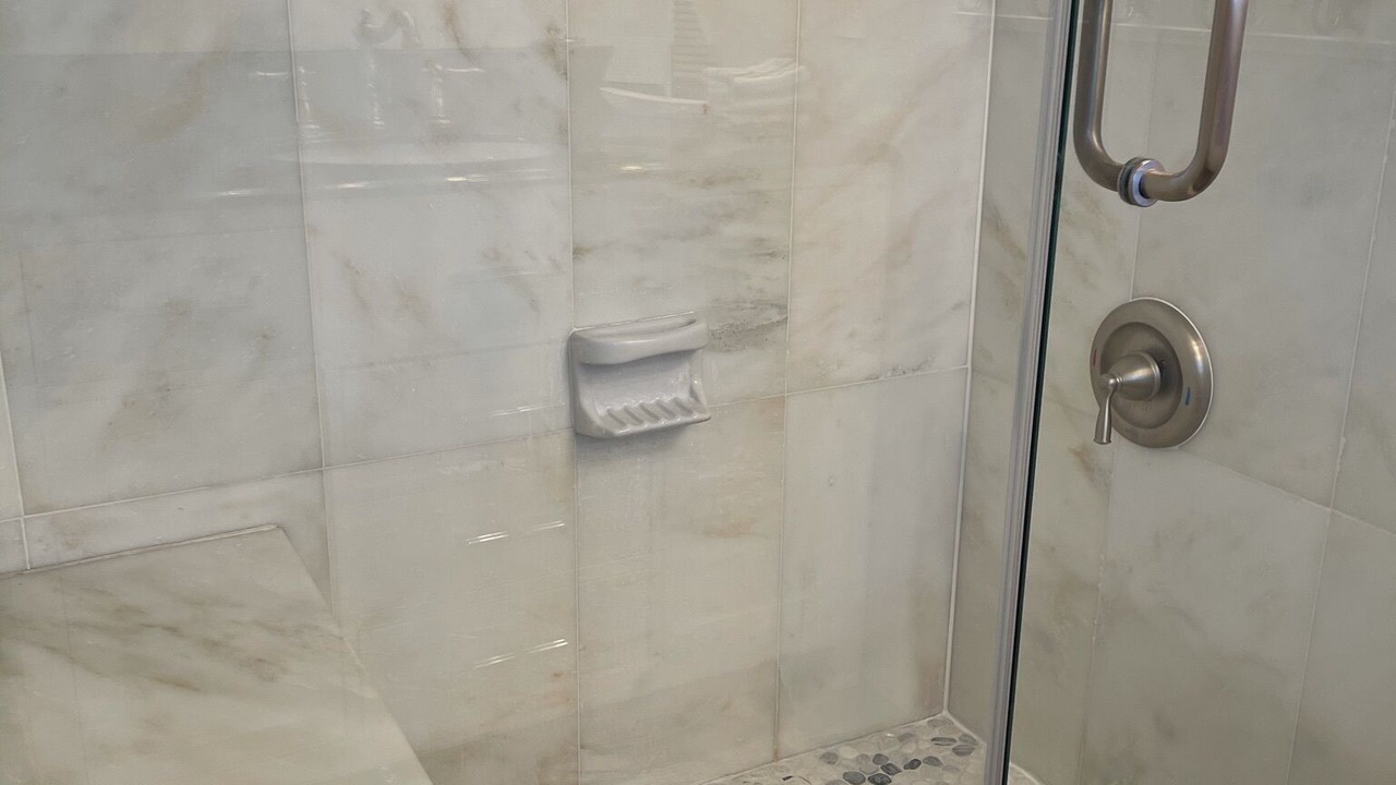 Photo of Bathroom in Venetian Shores