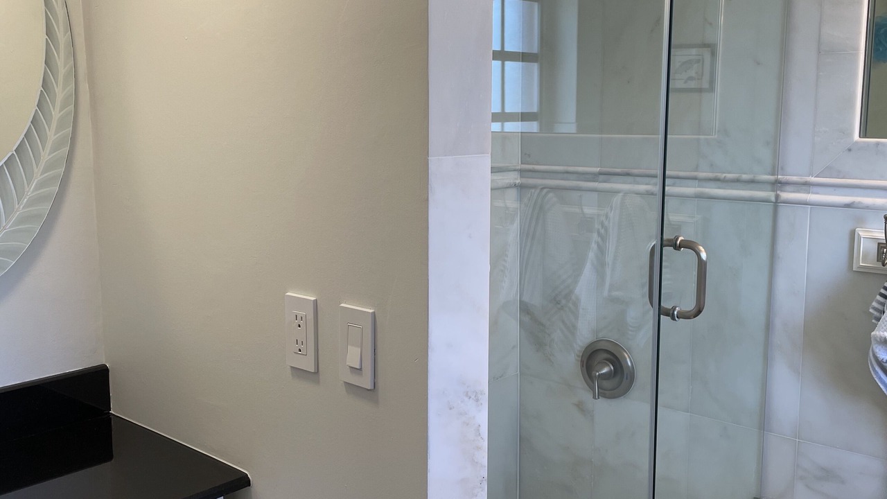 Photo of Bathroom in Venetian Shores
