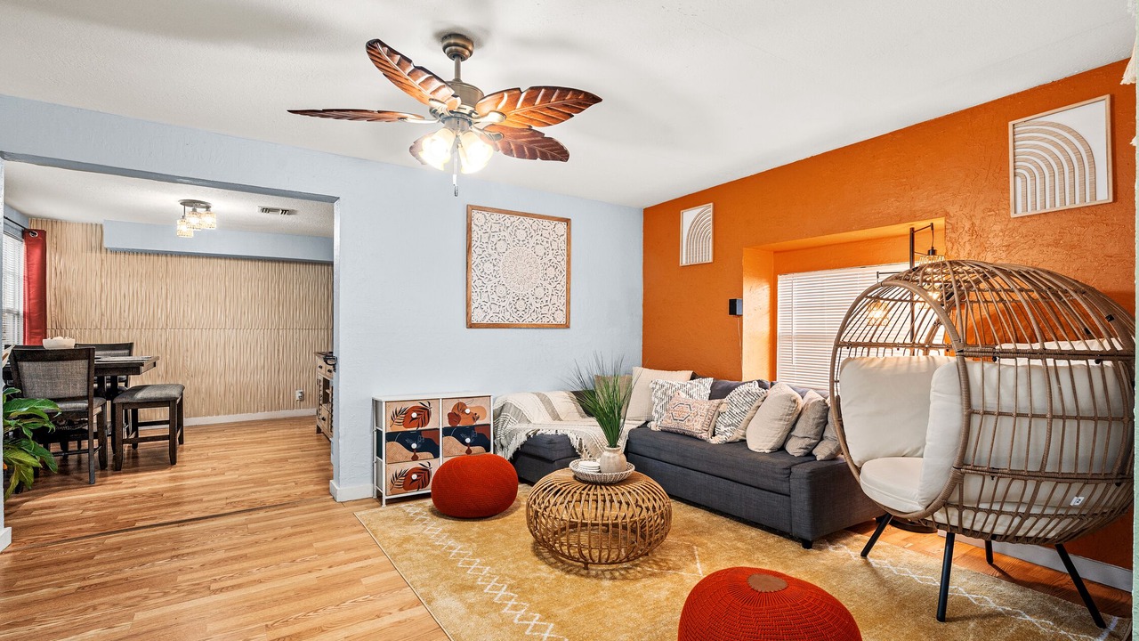 Photo of Livingroom in Mango Groves