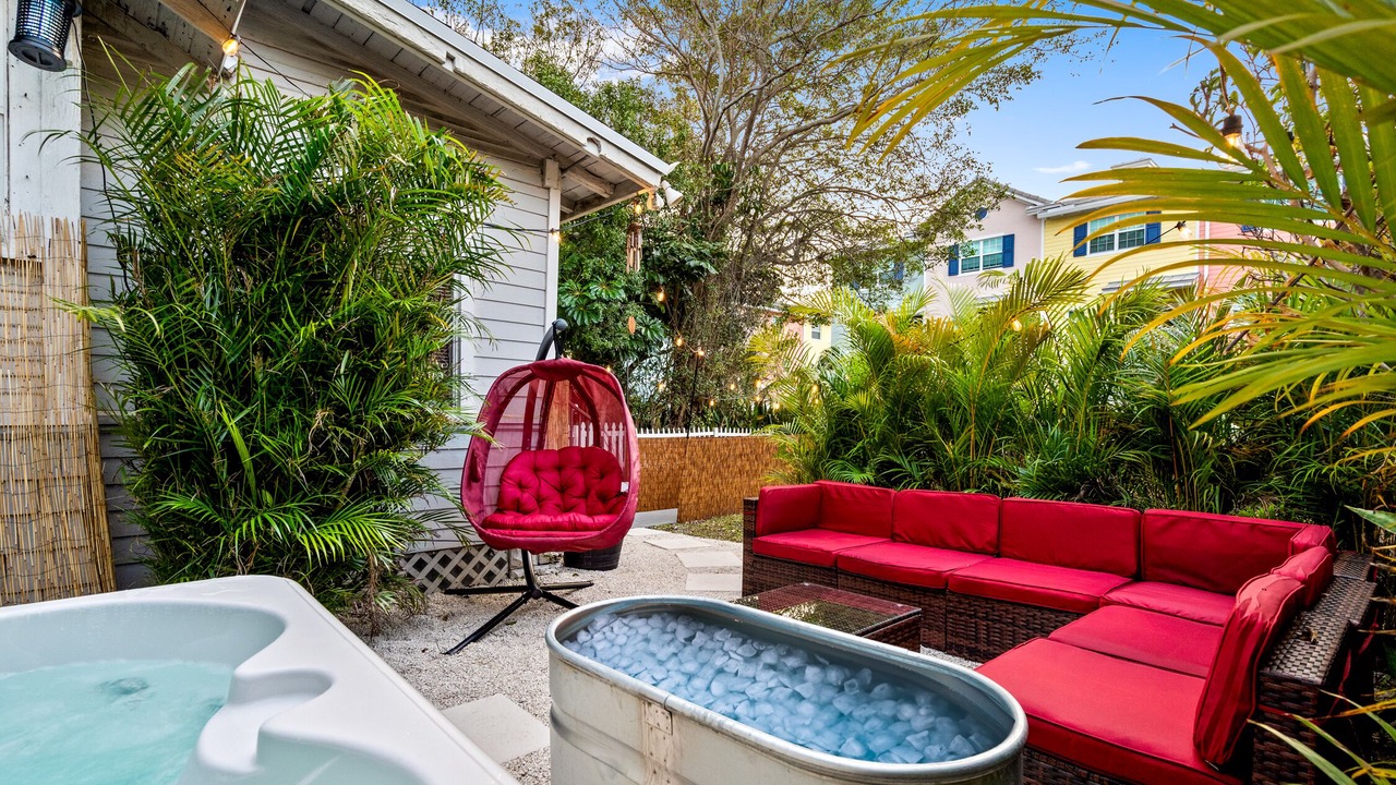 Photo of Patio Balcony in Mango Groves