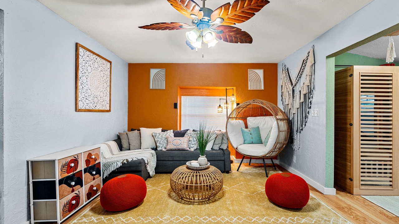Photo of Bedroom in Mango Groves