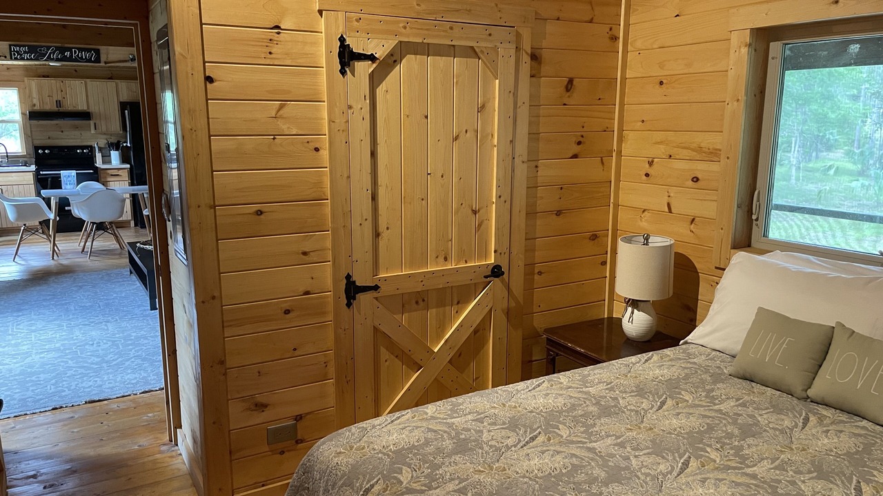 Photo of Bedroom in Crawfordville