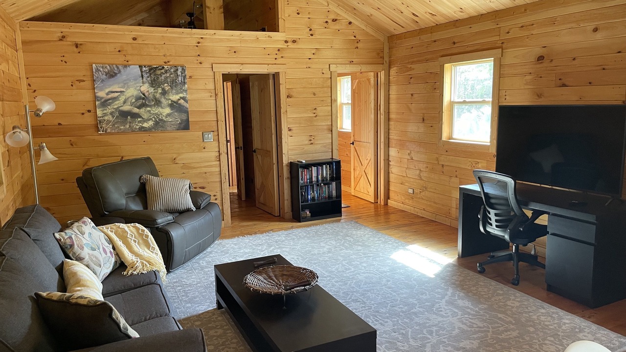 Photo of Livingroom in Crawfordville