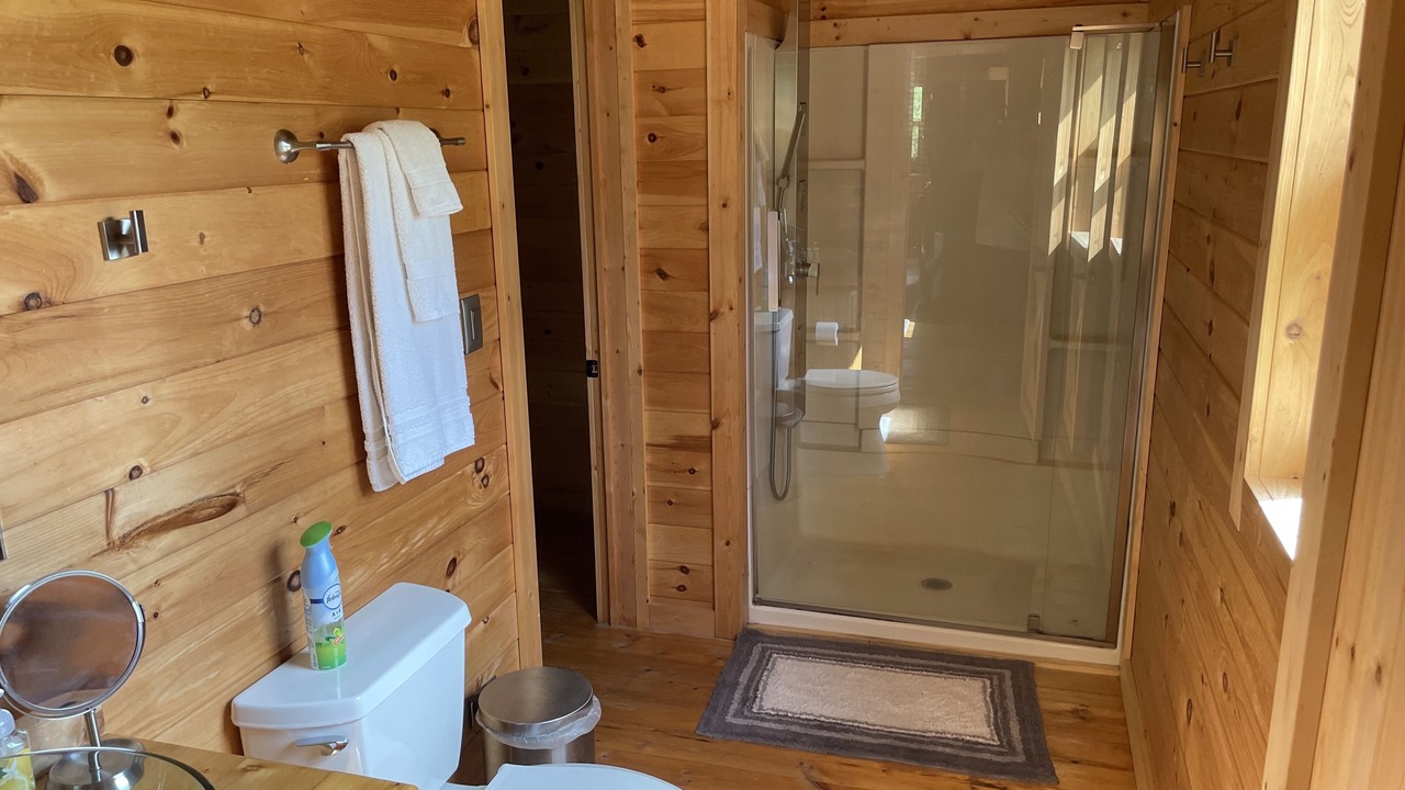 Photo of Bathroom in Crawfordville