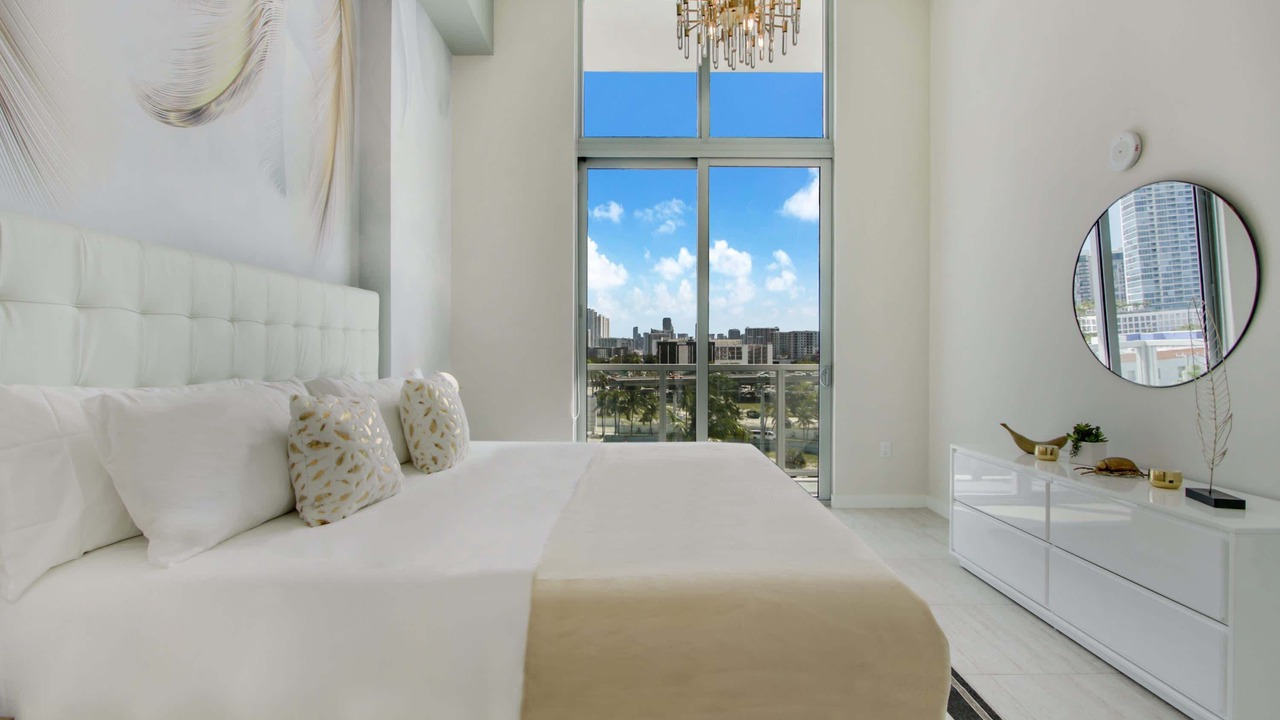 Photo of Bedroom in Northeast Miami