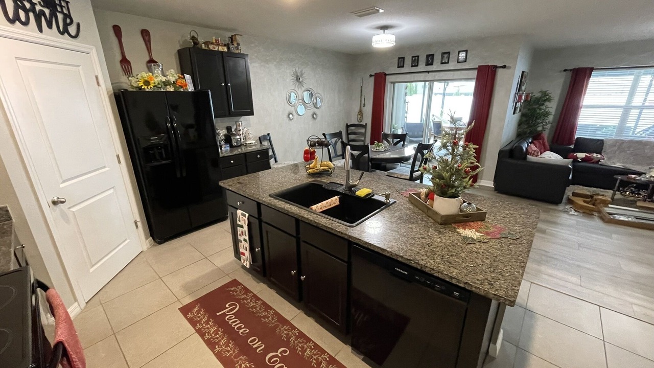 Photo of Bedroom in Riverview