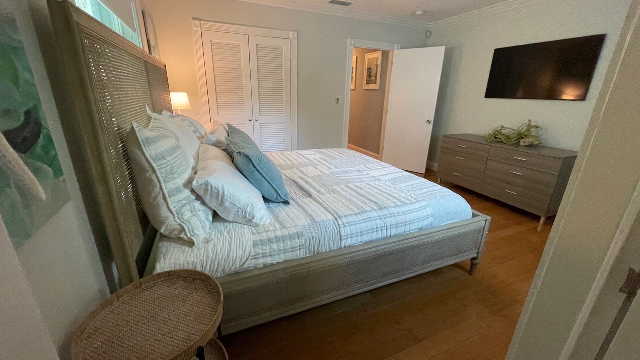 Photo of Bedroom in Palm Beach Shores
