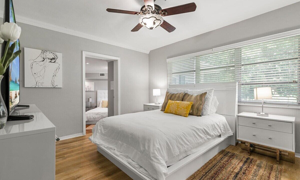 Photo of Bedroom in Harbor Beach