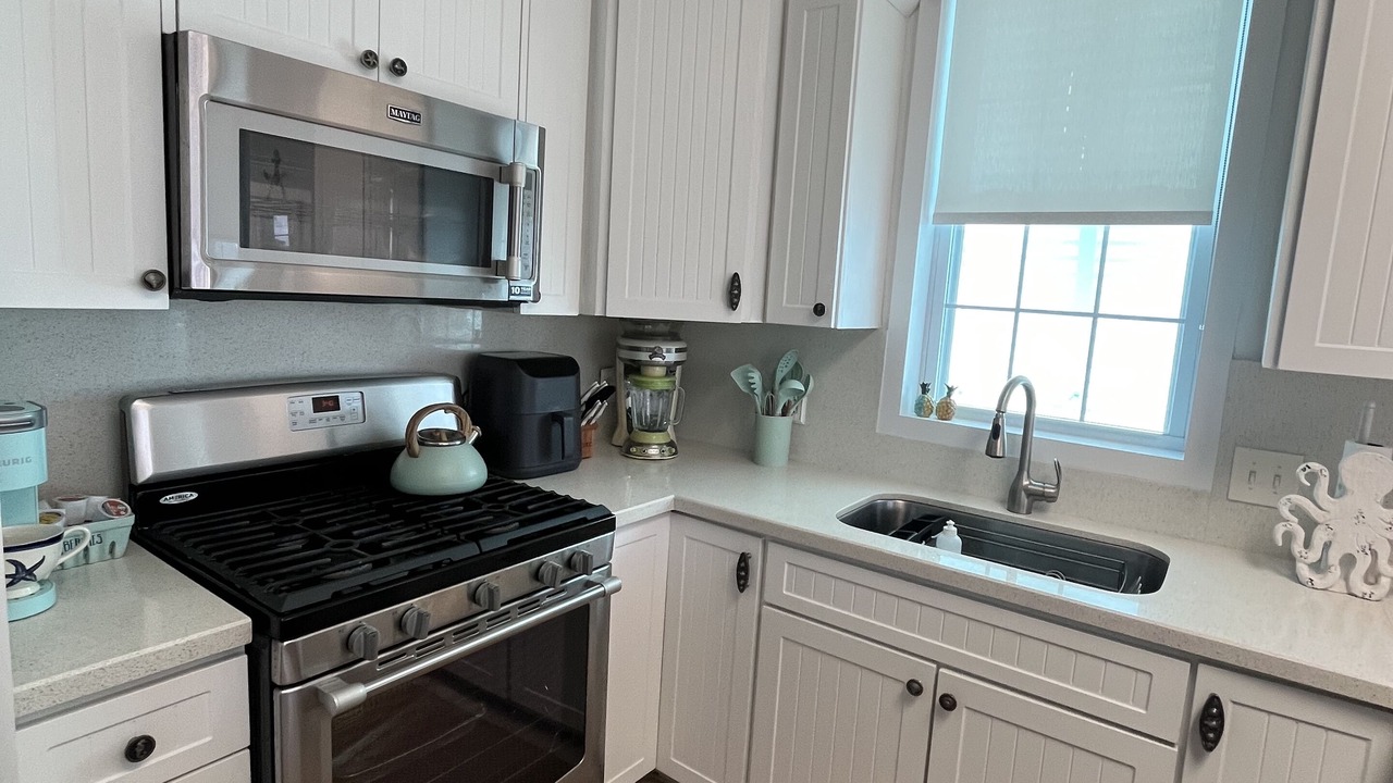 Photo of Kitchen in Cross Key Waterways