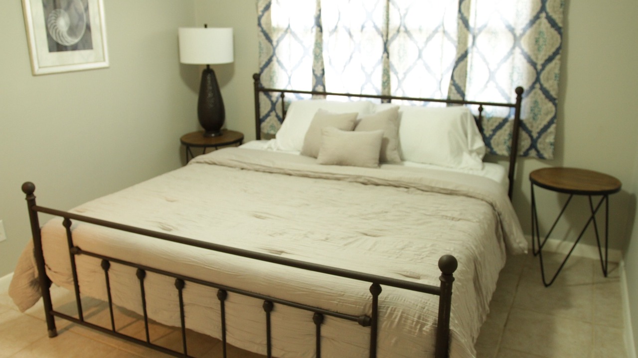 Photo of Bedroom in Brown Island