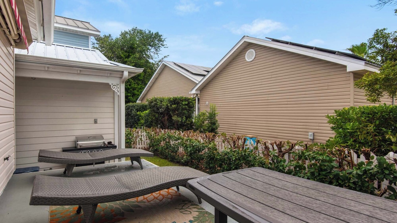 Photo of Outdoor in Crystal Shores