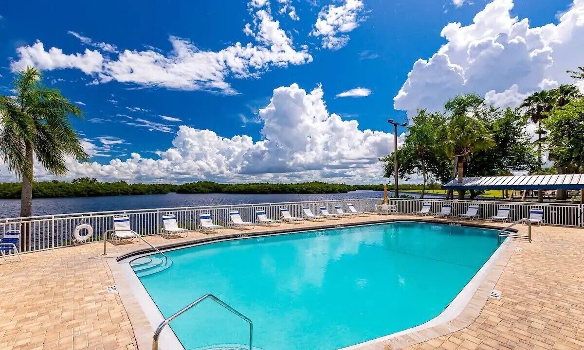Photo of Outdoor in Ruskin