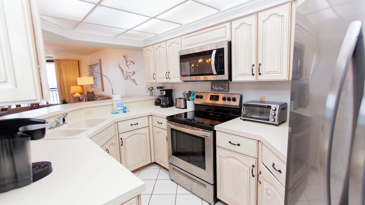 Photo of Kitchen in Biltmore Beach