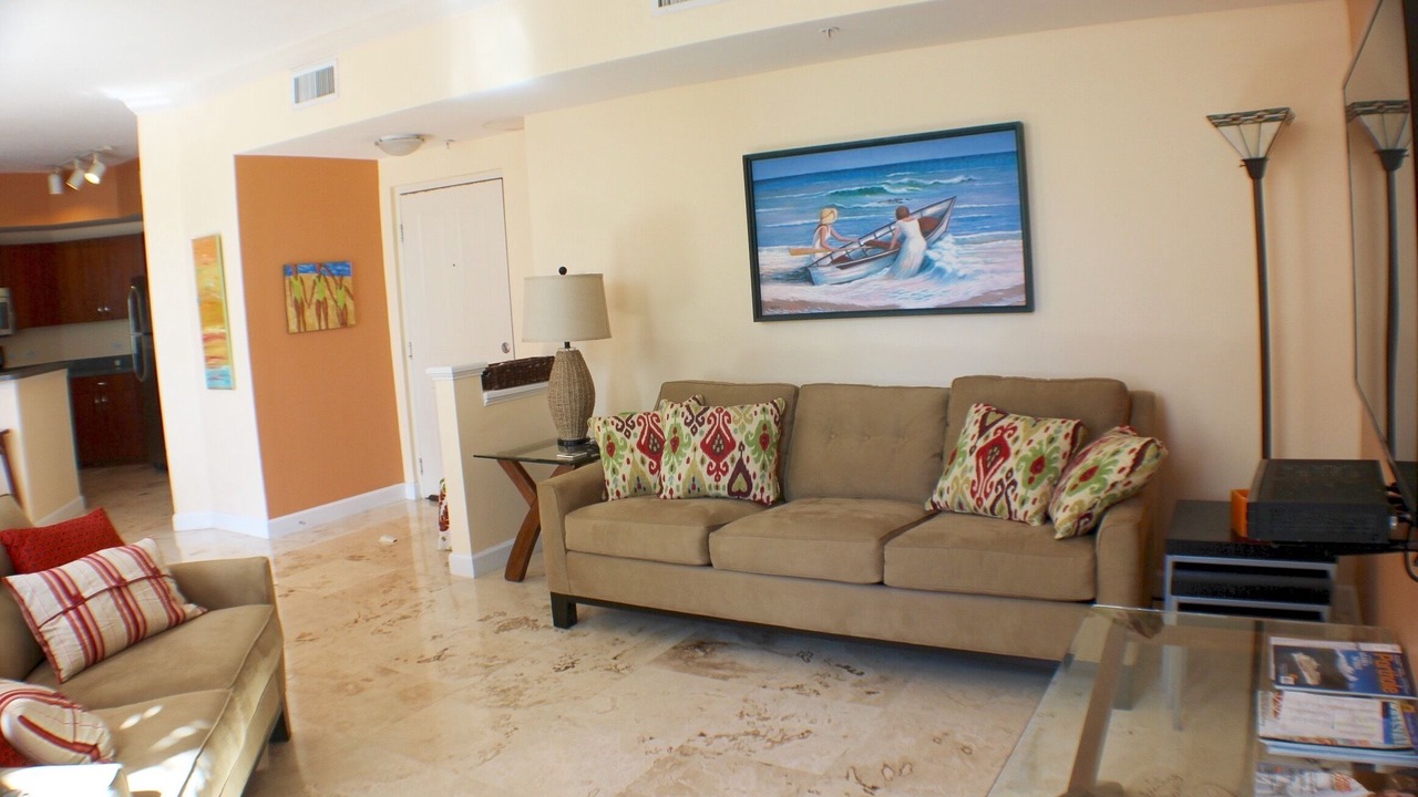 Photo of Livingroom in Surfside