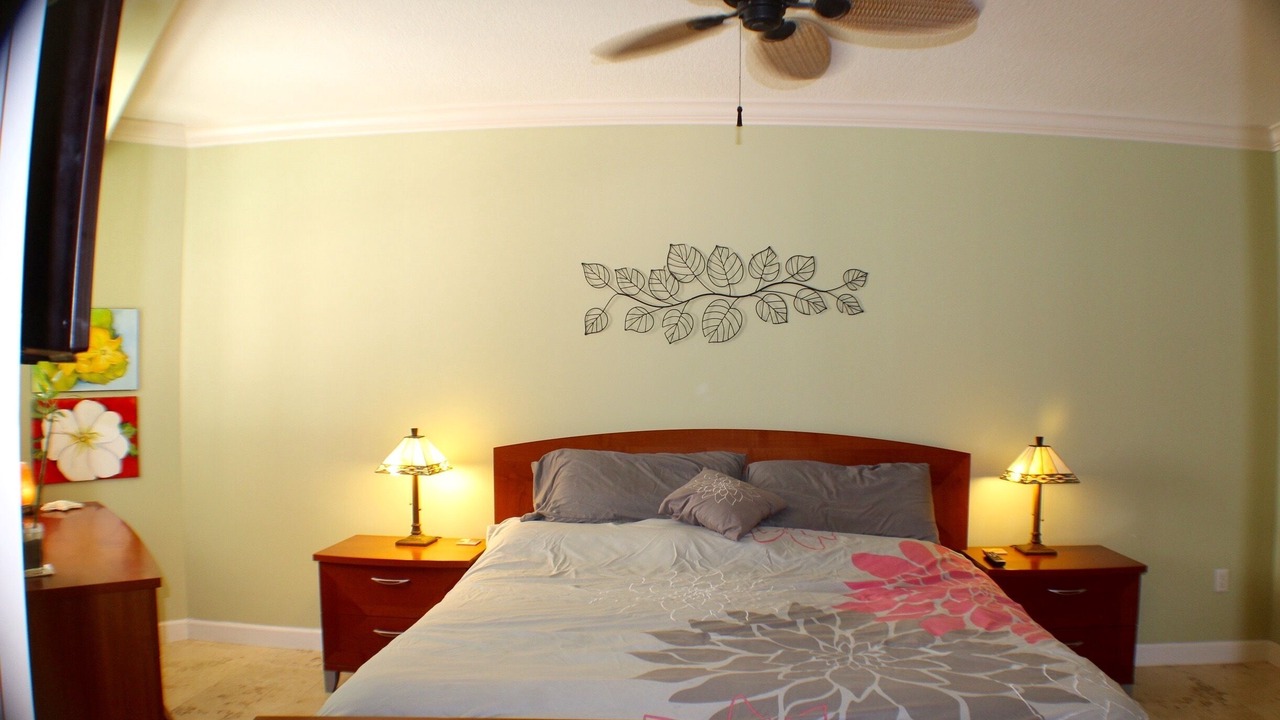 Photo of Bedroom in Surfside