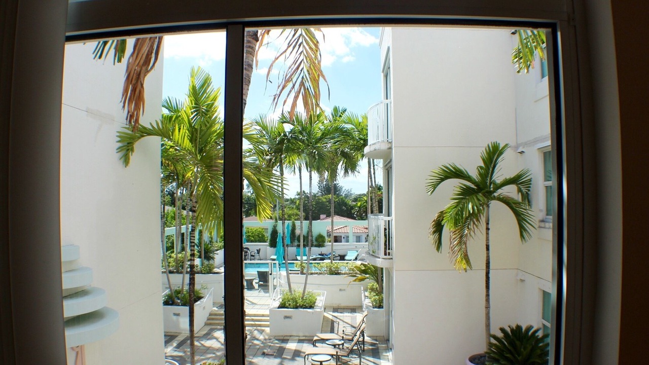 Photo of Others in Surfside