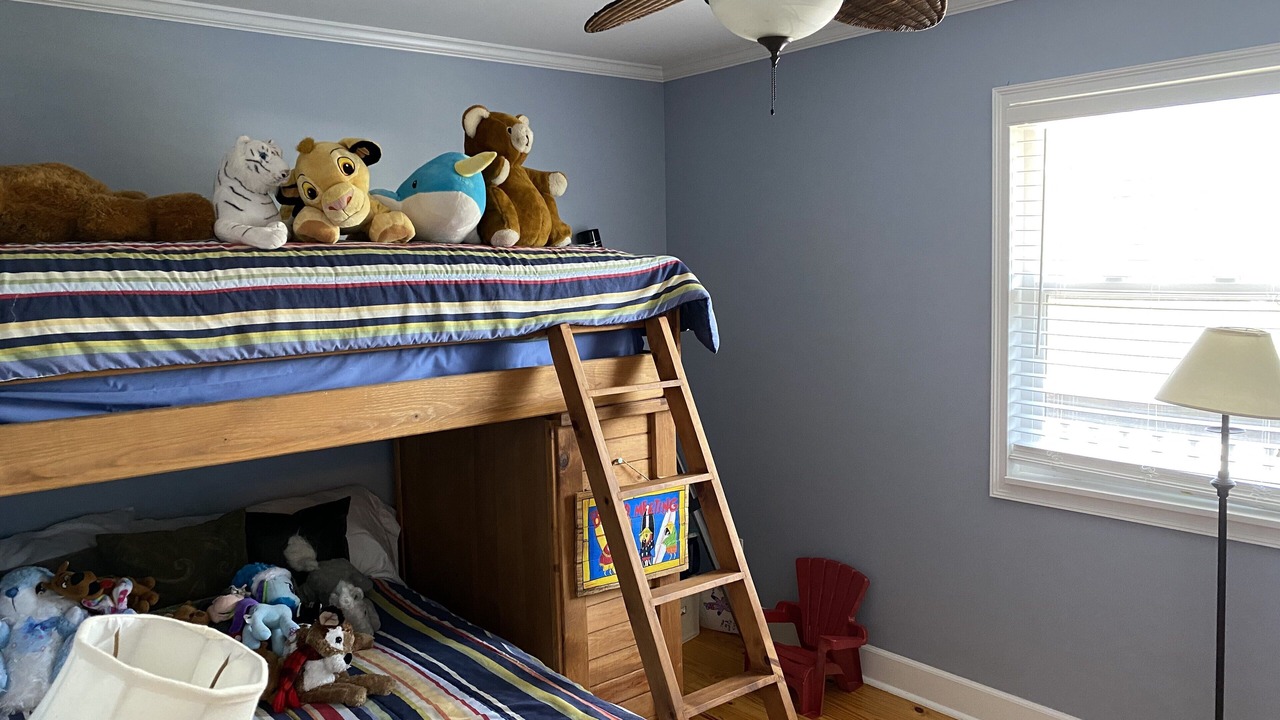 Photo of Bedroom in Salem
