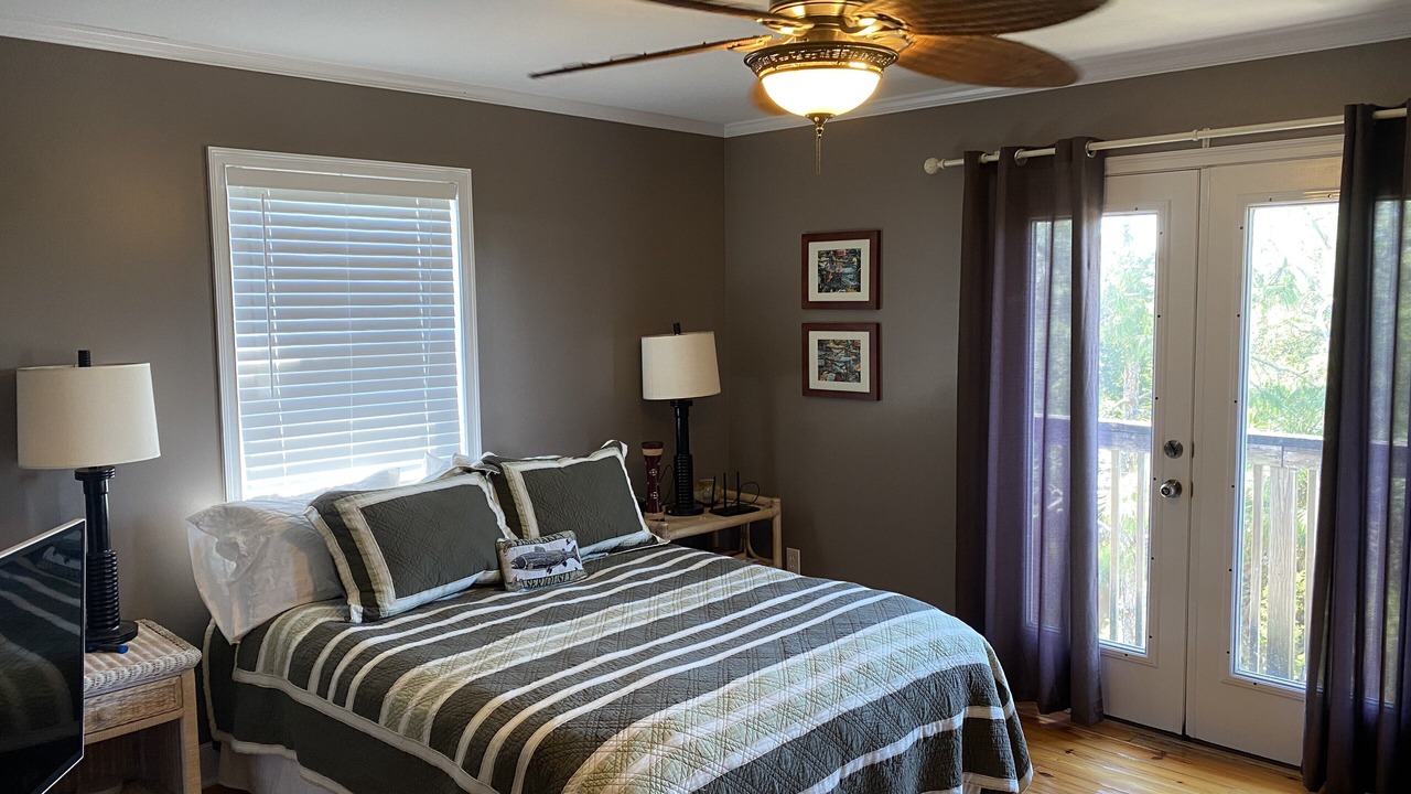 Photo of Bedroom in Salem