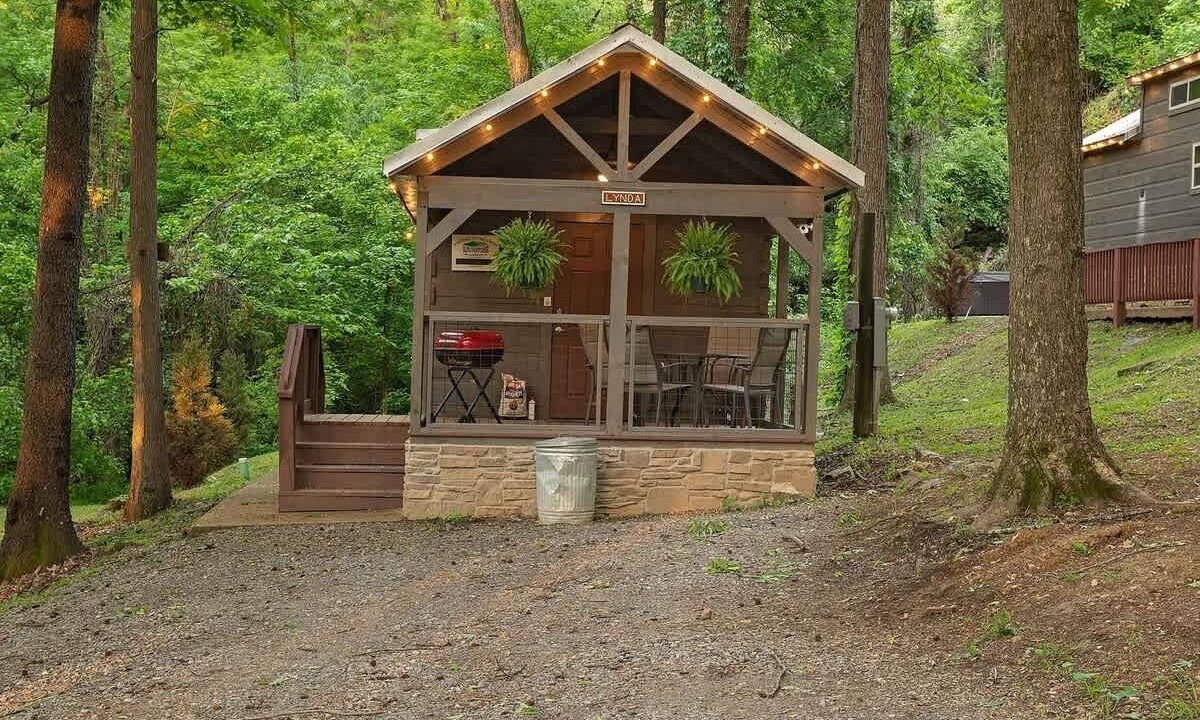 Photo of Outdoor in Lookout Valley Neighborhood Association