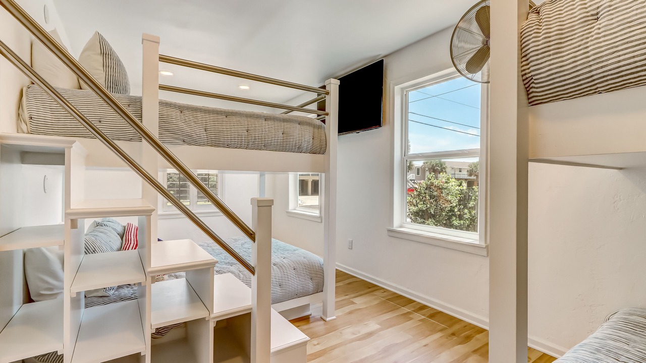 Photo of Bedroom in Ocean Cay