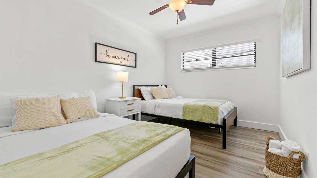 Photo of Bedroom in Bay Crest Park
