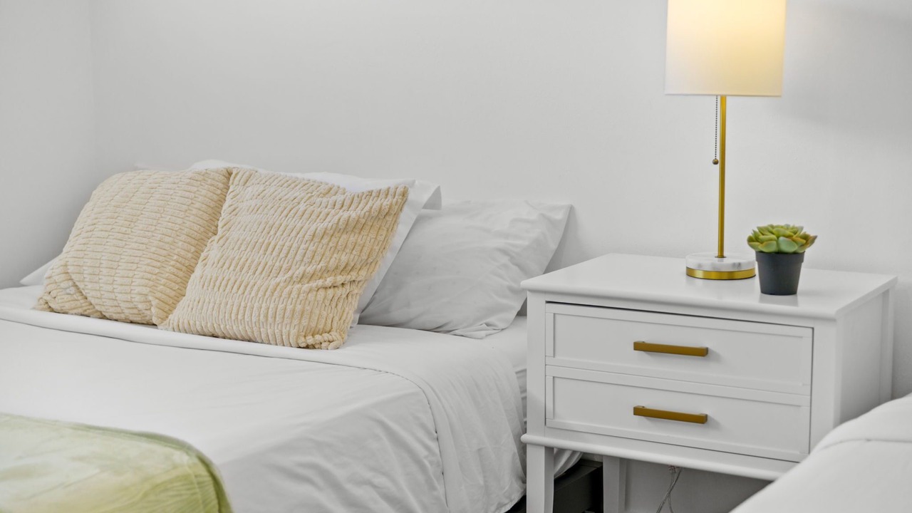 Photo of Bedroom in Bay Crest Park