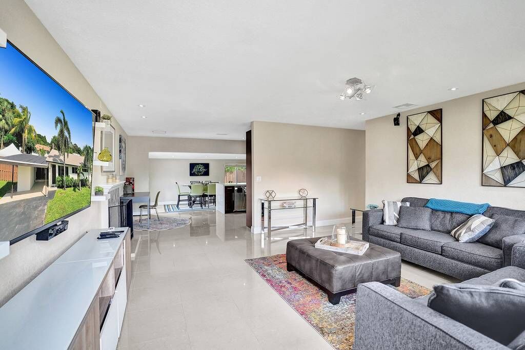 Photo of Livingroom in Sunset